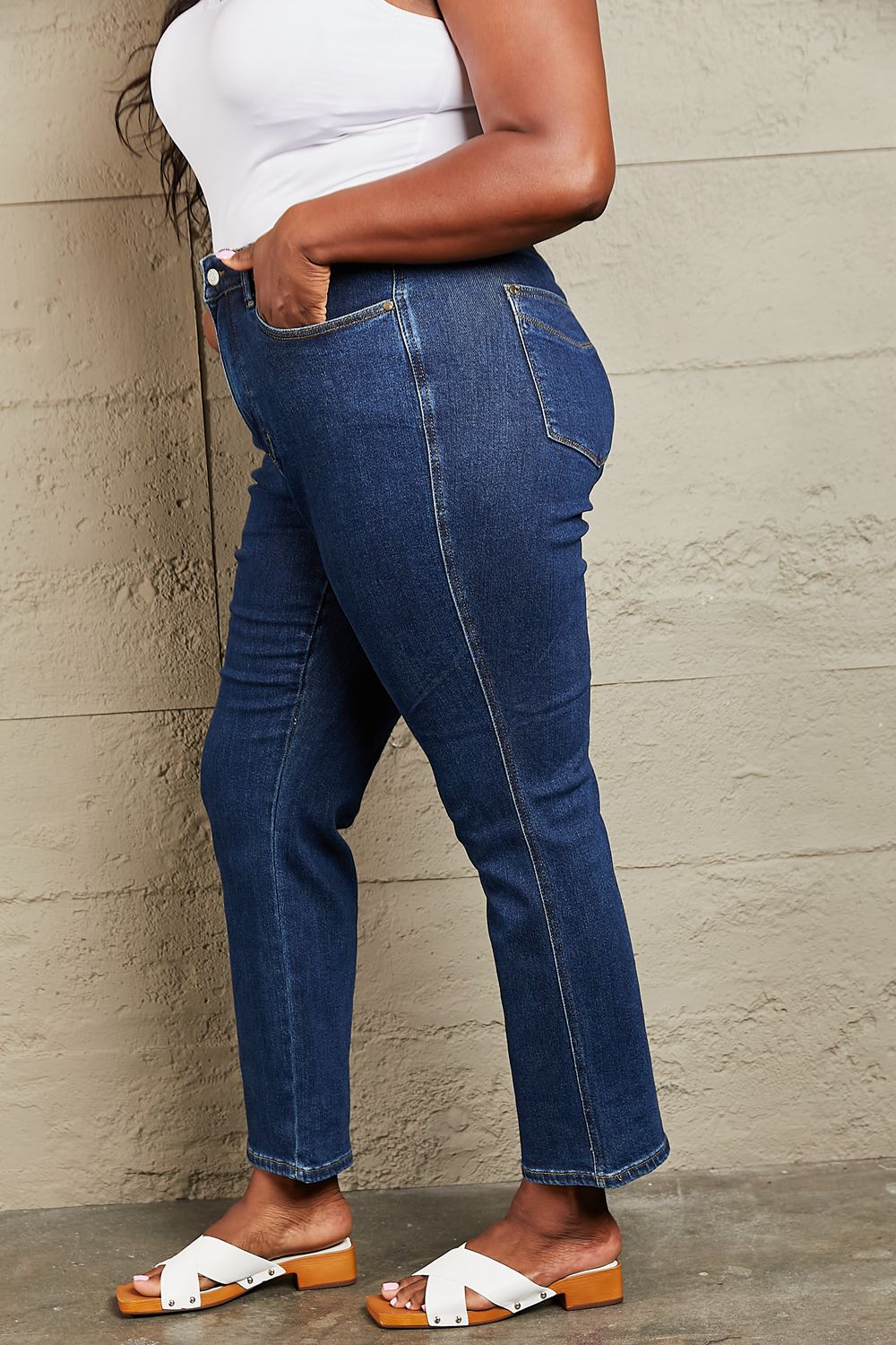 Judy Blue Kailee Tummy Control High Waisted Straight Jeans